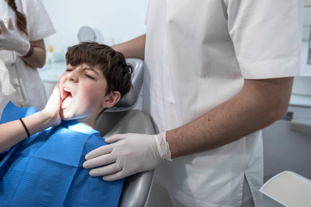 Best Emergency Care for Gum Disease in Spearville, KS